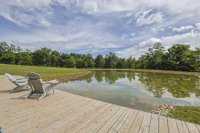 15607 Ireland Road, Moores Hill, IN 47032