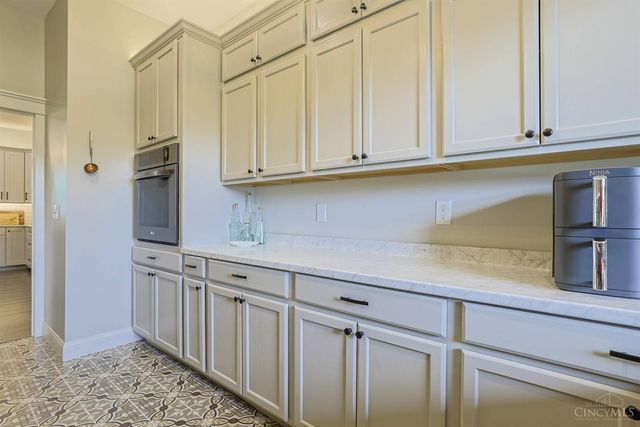 15607 Ireland Road, Moores Hill, IN 47032
