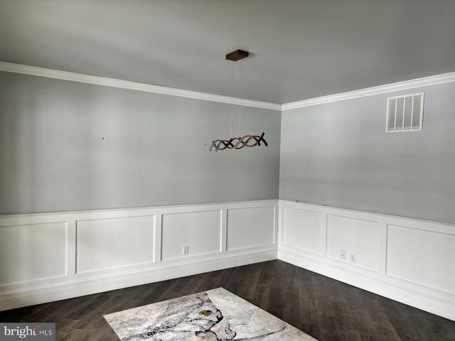 283 CEDAR RD, Mullica Hill, NJ 08062