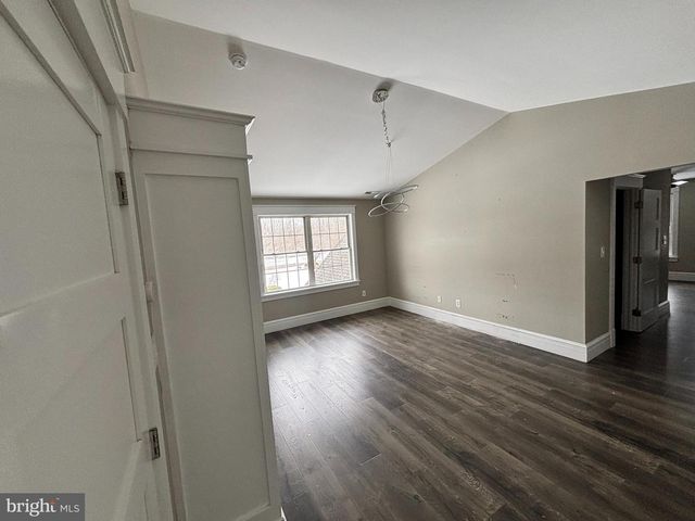 283 CEDAR RD, Mullica Hill, NJ 08062