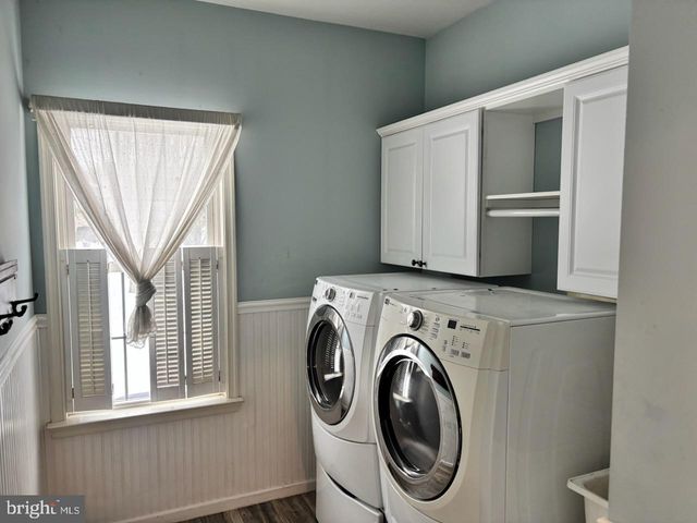 283 CEDAR RD, Mullica Hill, NJ 08062