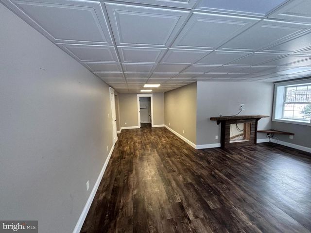 283 CEDAR RD, Mullica Hill, NJ 08062