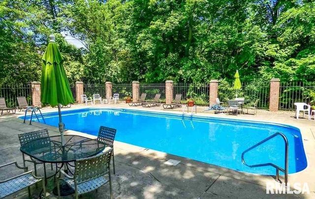 4900 N Knoxville Ave Apt 111A, Peoria, IL 61614