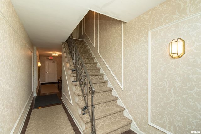 4900 N Knoxville Ave Apt 111A, Peoria, IL 61614
