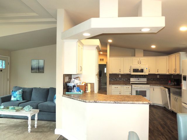 303 Kingsley Drive, Grants Pass, OR 97526