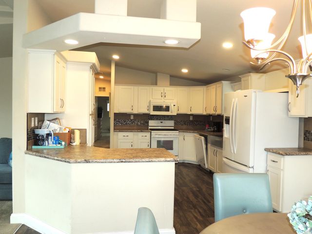 303 Kingsley Drive, Grants Pass, OR 97526