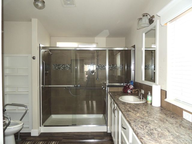 303 Kingsley Drive, Grants Pass, OR 97526