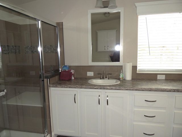 303 Kingsley Drive, Grants Pass, OR 97526