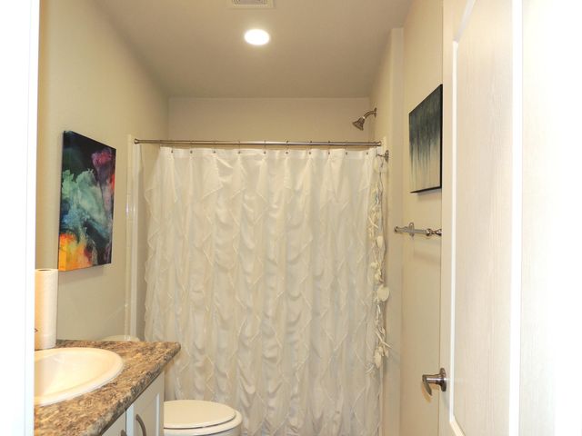 303 Kingsley Drive, Grants Pass, OR 97526