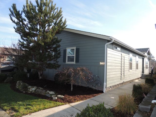 303 Kingsley Drive, Grants Pass, OR 97526