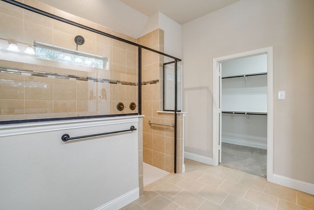 200 Hawks Ridge Trail, Burleson, TX 76028