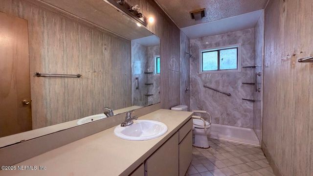 1455 BEGONIA Street, Atlantic Beach, FL 32233