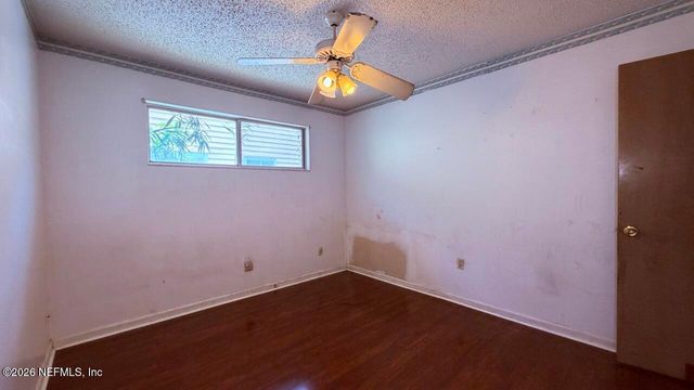 1455 BEGONIA Street, Atlantic Beach, FL 32233