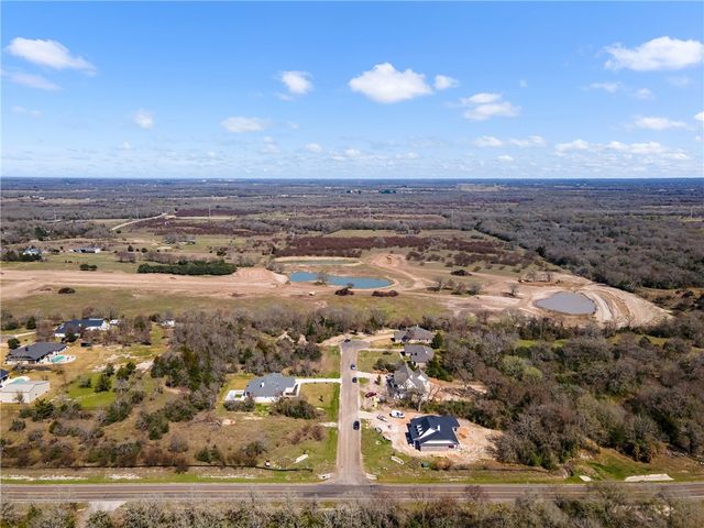 5025 Paulo Court, Bryan, TX 77808