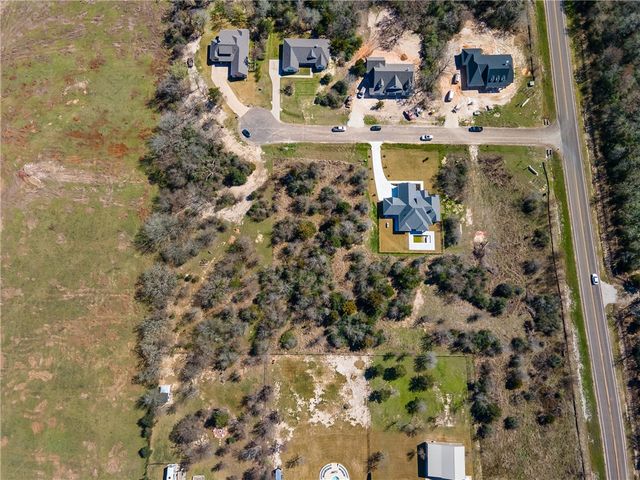 5025 Paulo Court, Bryan, TX 77808