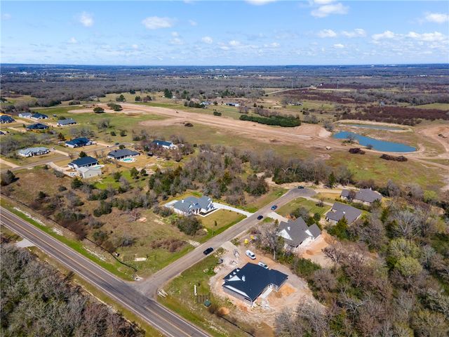 5025 Paulo Court, Bryan, TX 77808