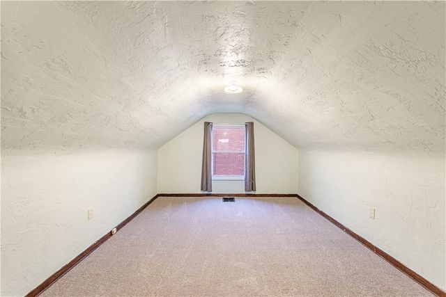 611 Overhill Dr, N Versailles, PA 15137