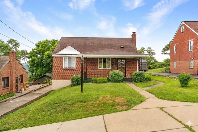 611 Overhill Dr, N Versailles, PA 15137
