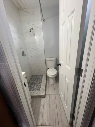 1275 NW 55th St, Miami, FL 33142