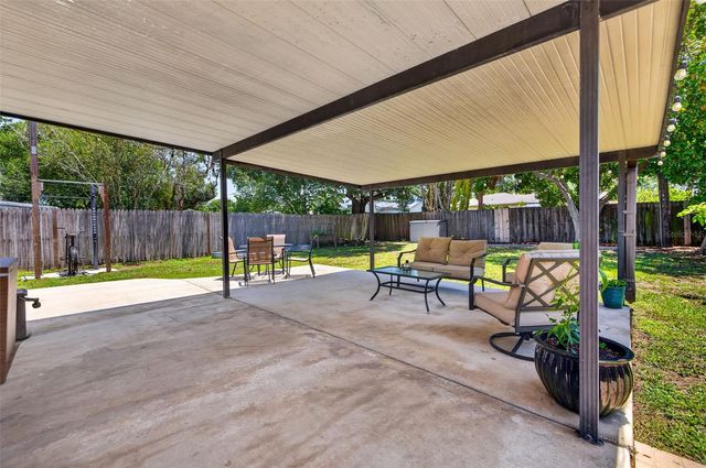 3221 14TH STREET N, St Petersburg, FL 33704