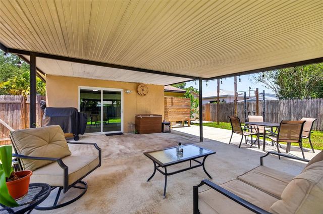 3221 14TH STREET N, St Petersburg, FL 33704