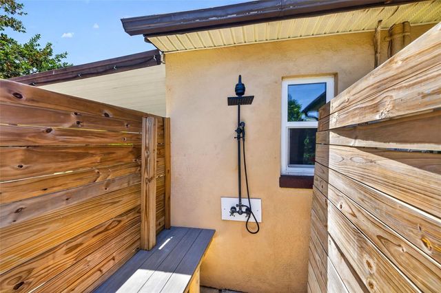 3221 14TH STREET N, St Petersburg, FL 33704