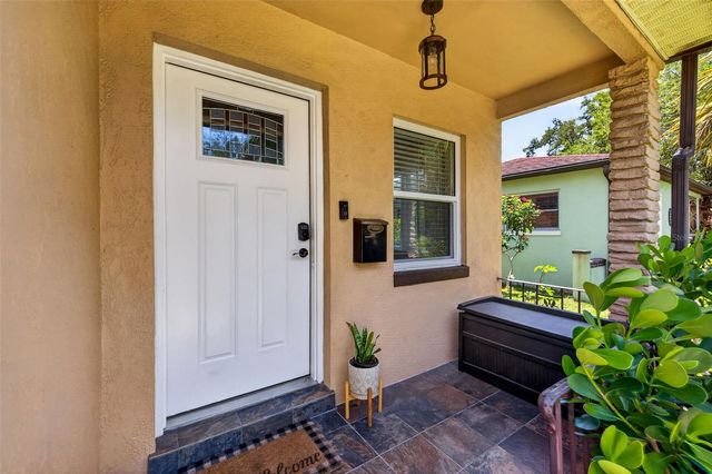 3221 14TH STREET N, St Petersburg, FL 33704