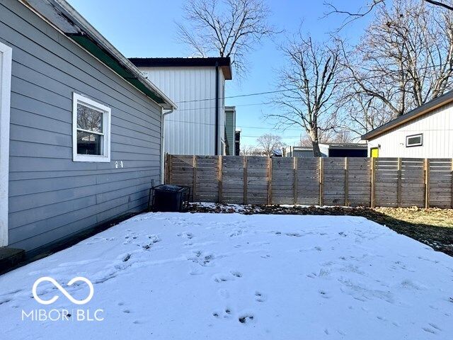 2202 Woodlawn Avenue, Indianapolis, IN 46203