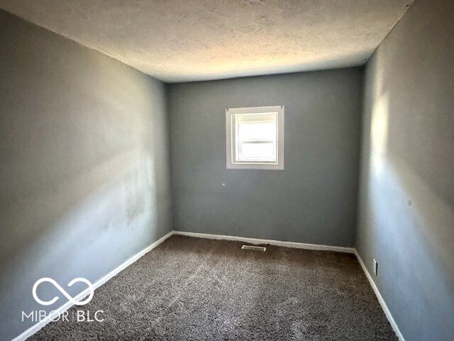 2202 Woodlawn Avenue, Indianapolis, IN 46203