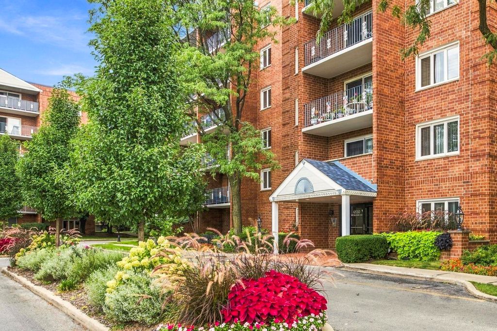 6530 W Irving Park Road 501, Chicago, IL 60634 — photo 2
