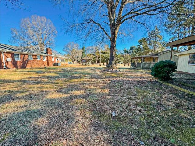 506 Archergate Road, Browns Summit, NC 27214