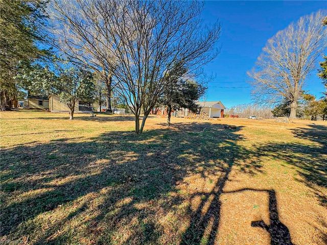 506 Archergate Road, Browns Summit, NC 27214