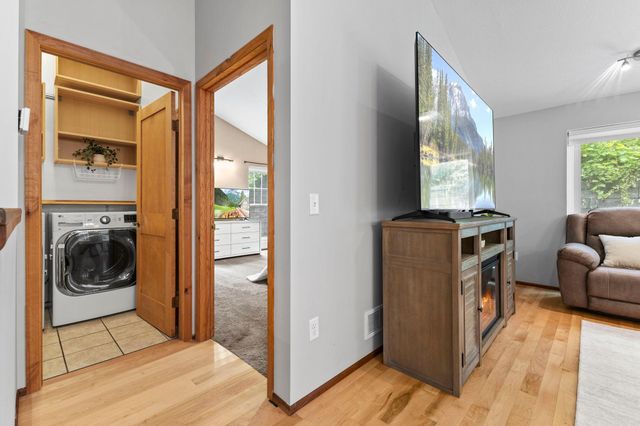13593 Embry Way, Apple Valley, MN 55124