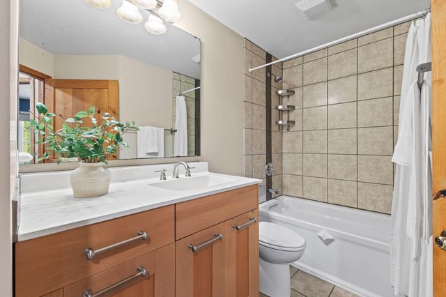 13593 Embry Way, Apple Valley, MN 55124
