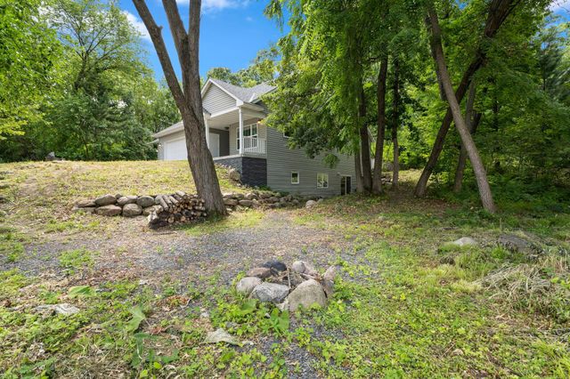13593 Embry Way, Apple Valley, MN 55124