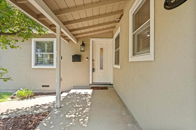5401 State Ave, Sacramento, CA 95819