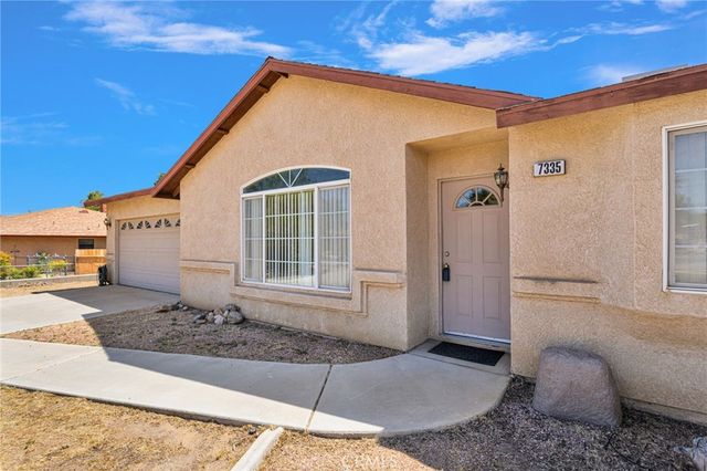 7335 Dayton Avenue, Hesperia, CA 92345