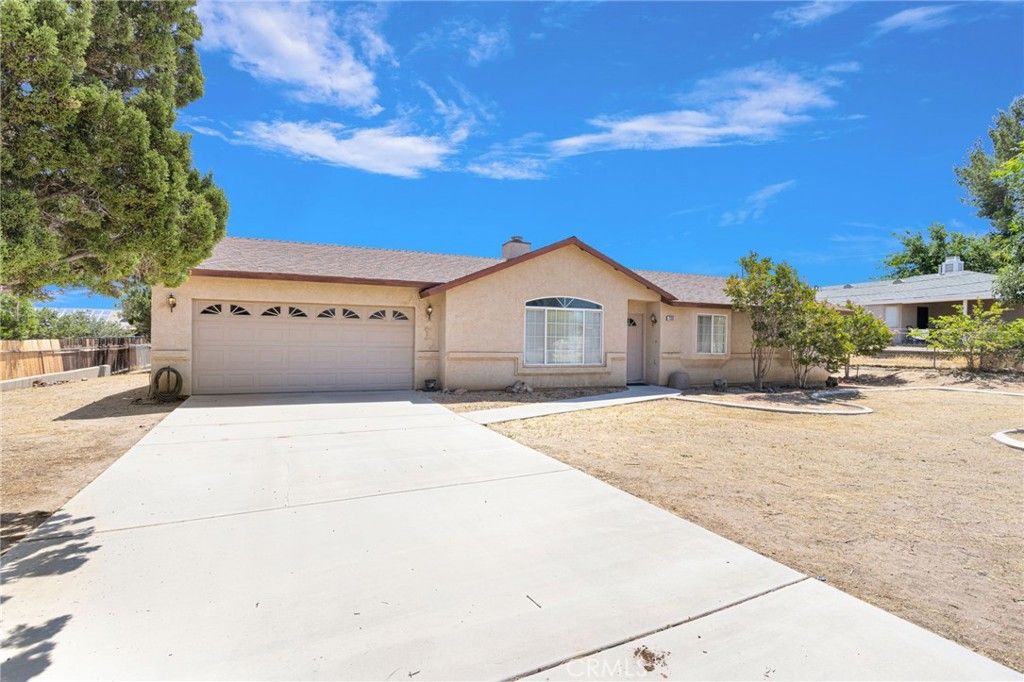 Image 2 of property listing at 7335 Dayton, Hesperia, CA 92345