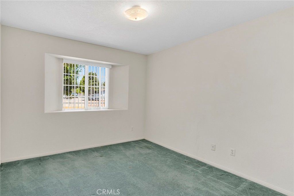 Image 22 of property listing at 7335 Dayton, Hesperia, CA 92345