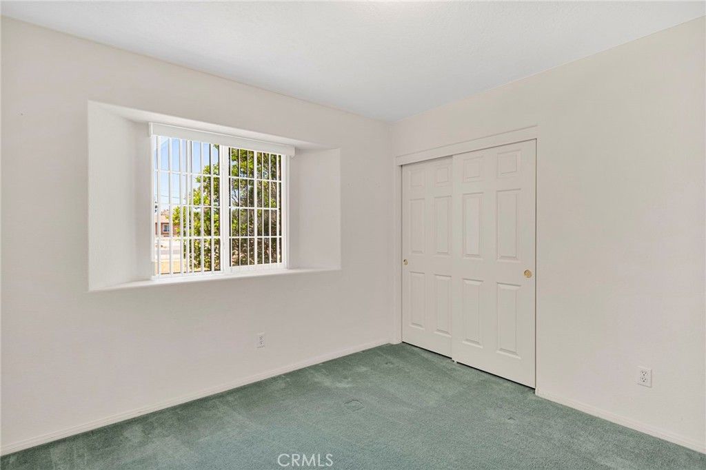 Image 25 of property listing at 7335 Dayton, Hesperia, CA 92345