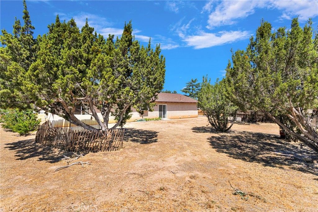Image 31 of property listing at 7335 Dayton, Hesperia, CA 92345