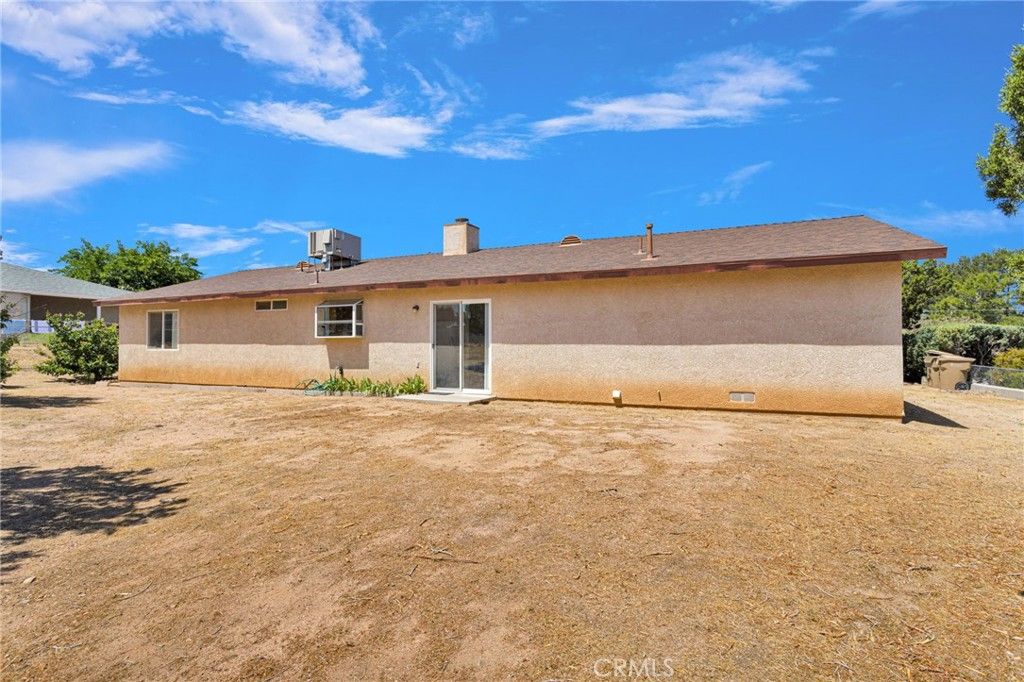 Image 34 of property listing at 7335 Dayton, Hesperia, CA 92345