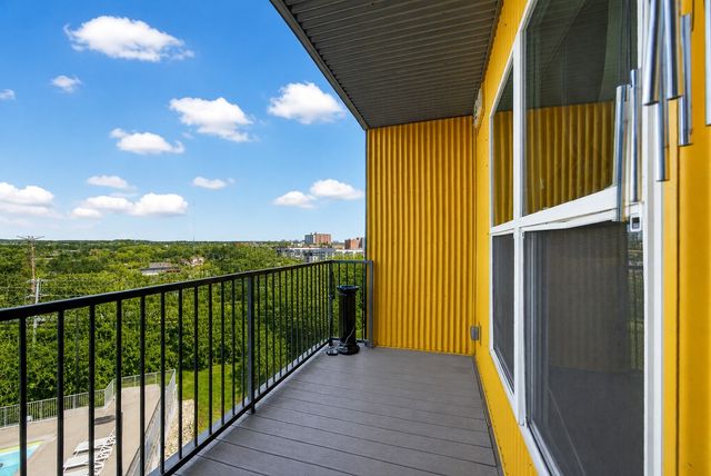 400 Herron Dr Apt 421, Nashville, TN 37210