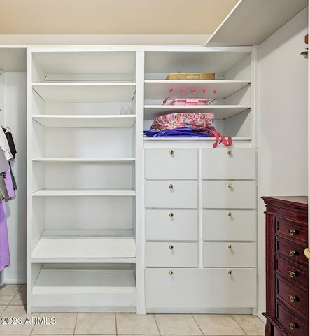 1251 N GILBERT Road, Mesa, AZ 85203