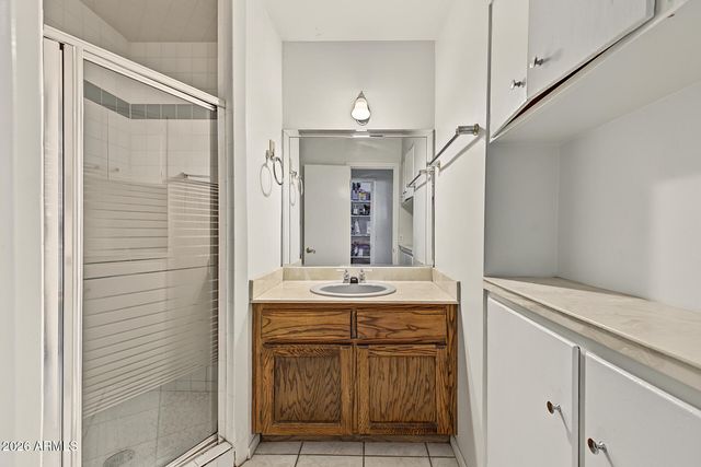 1251 N GILBERT Road, Mesa, AZ 85203