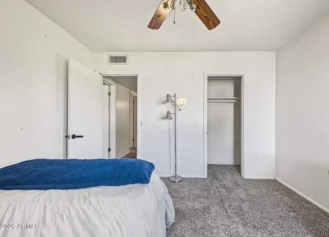 1251 N GILBERT Road, Mesa, AZ 85203