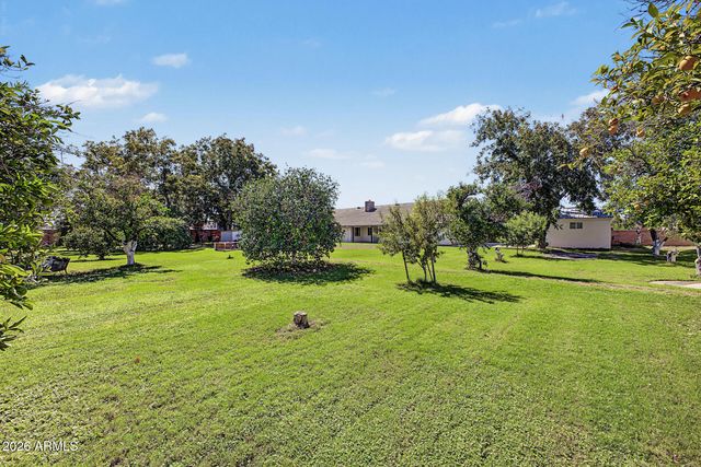 1251 N GILBERT Road, Mesa, AZ 85203