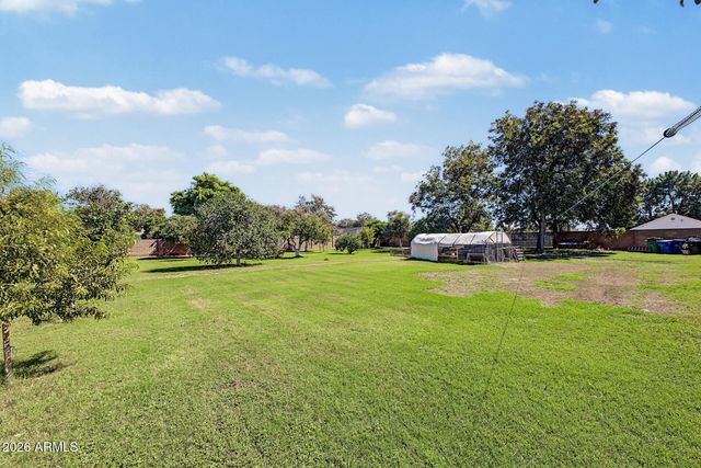 1251 N GILBERT Road, Mesa, AZ 85203