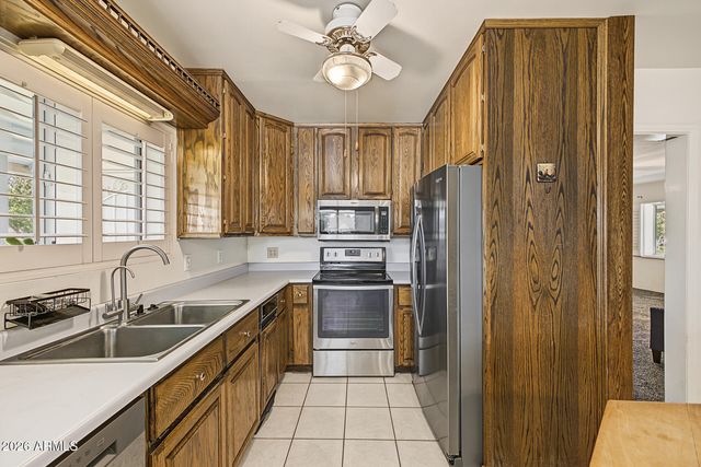 1251 N GILBERT Road, Mesa, AZ 85203