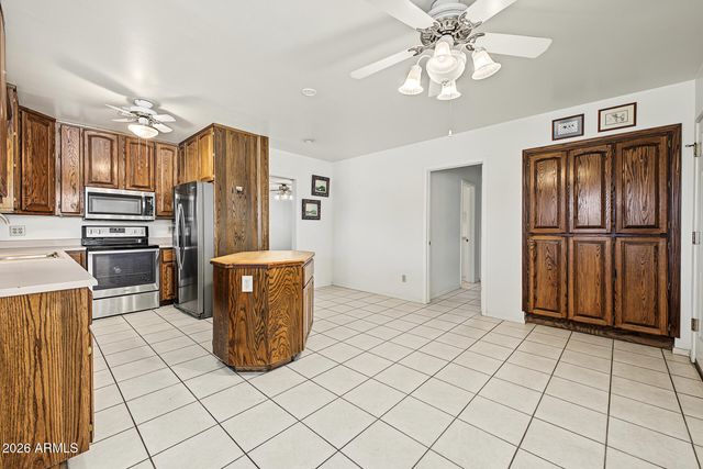 1251 N GILBERT Road, Mesa, AZ 85203